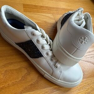 Size 8 Tory Burch white sneakers with glitter blue stripe